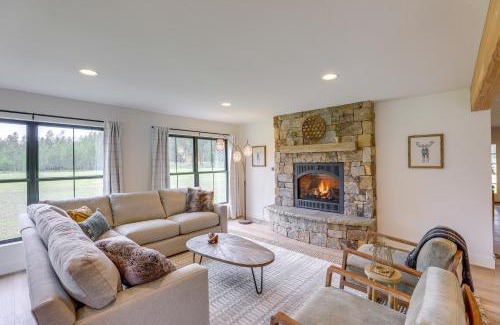 Marion Haus | Cabin on 28 Acres Hike and Fish in Flathead Valley!