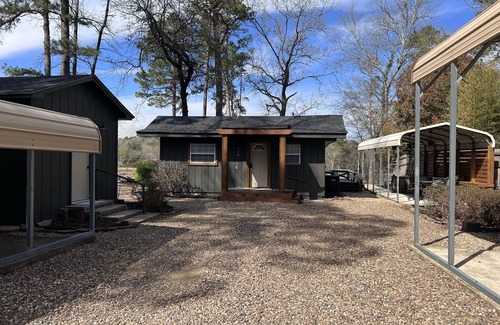 Mid America Kabine | CABIN ON LAKE HAMILTON ALSO FULL RV HOOK UP