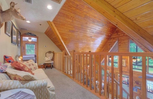 Lake Helen Haus | Cabin On The Lake