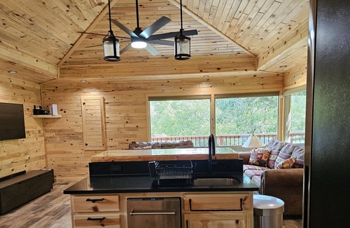 Canoncito Kabine | Cabin on the Pecos River, New Mexico, Hunting/Fishing or Retreat