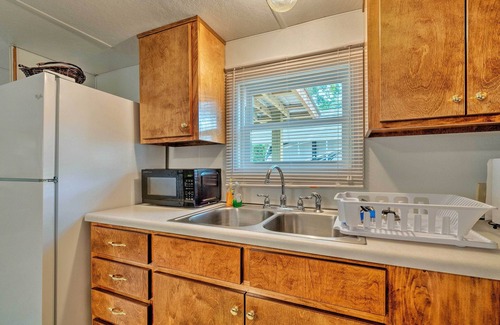 Steinhatchee Hütte | Cabin w/ Fire Pit, Walk to Steinhatchee River!