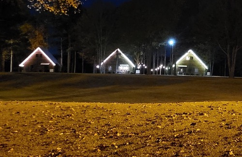 Fulton Kabine | Tombigbee-Kabine von Cabins At Midway angeboten