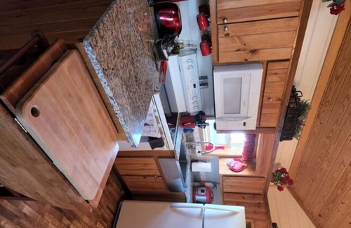 Mammoth Creek Kabine | Cabins by Panguitch Lake: Where Rustic Charm Meets Amazing Fishing!