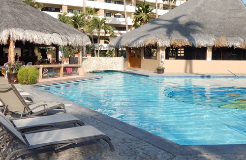 El Medano Ejidal Eigentumswohnung | Cabo San Lucas - JDT Escapes @ Marina Sol - Ein Block vom Strand von Medano entfernt
