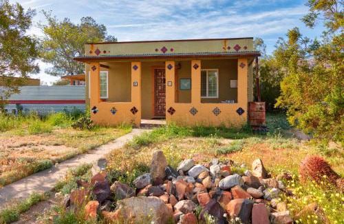 Twentynine Palms Haus | Cactus Adobe