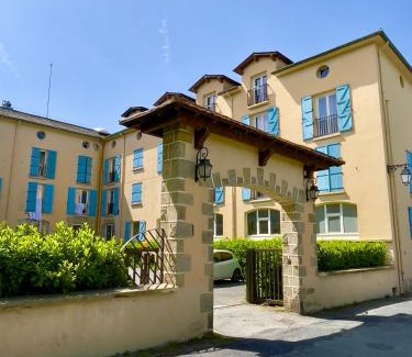 Err Wohnung | CAL QUEROL ErR - max 13 pax