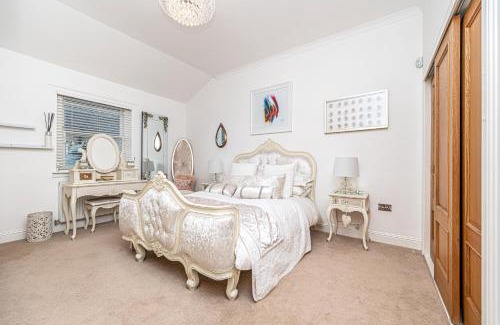 Kirkcaldy Wohnung | Caledonia House- Luxurious Sea View House Near Edinburgh