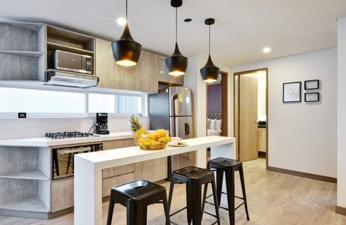 Cali Wohnung | Cali's El Peñón: Jacuzzi & Family Apartment