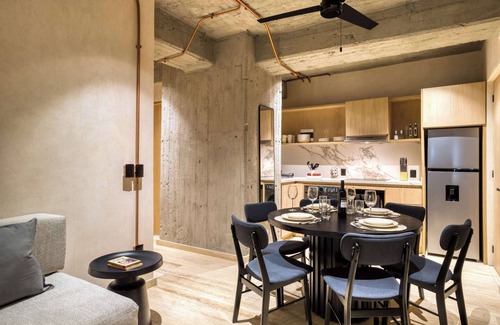 Roma Norte Wohnung | Caliza Roma | Deluxe Residence w/Balcony & SPA