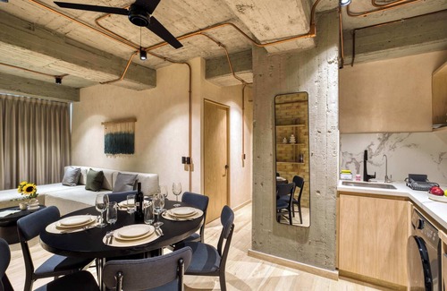 Roma Norte Wohnung | Caliza Roma | Deluxe Residence w/Balcony & SPA