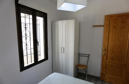 San Basilio Wohnung | Calle San Basilio - Patios. Aparcamiento gratis