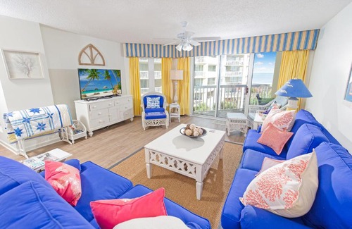 Litchfield by the Sea Haus | Cambridge 301 OV 3BR3BA wKitchen & Balcony