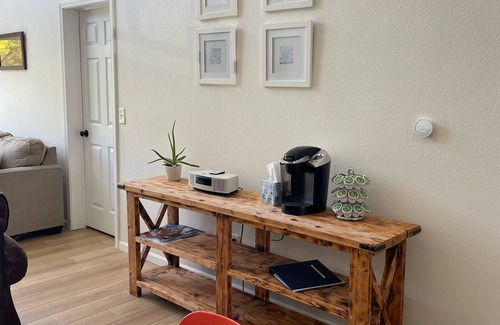 Camdenton Eigentumswohnung | Camdenton Condo on the water - Grill, balcony and elevator access