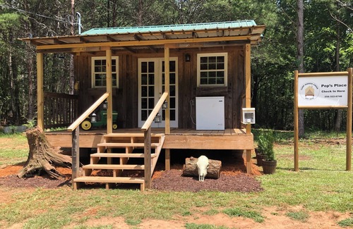 Ashland Wohnmobilvermietung | Camp Hidden Creek / Schlaf, wo der Glanz gemacht wurde!