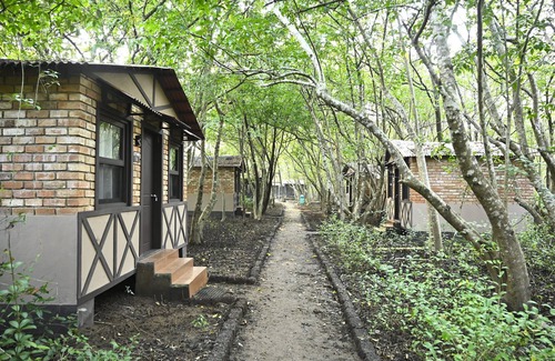 Karwar Hütte | Camp Riveredge Paradise