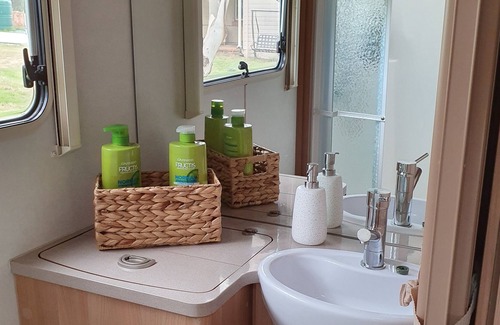 Mannanarie Haus | CAMPBELL Ranges view private RV