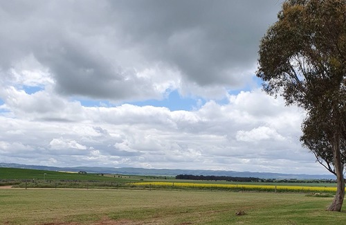 Mannanarie Haus | CAMPBELL Ranges view private RV