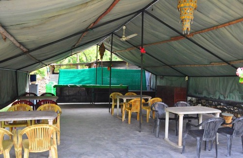 Rishikesh Kabine | Camping Erfahrung in Rishikesh