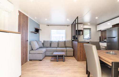 Canet-Plage Haus | Camping siblu vue sur Canigou