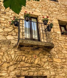 Guimera Haus | CAN PINÓS de GUIMERÀ