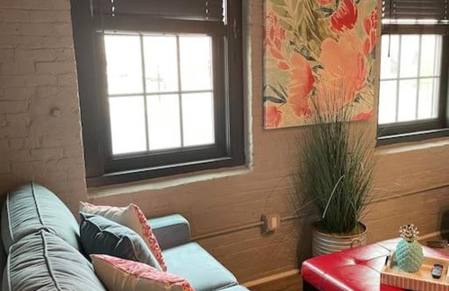Worcester Wohnung | Canal District -Woo Sox, Restaurants, shops!