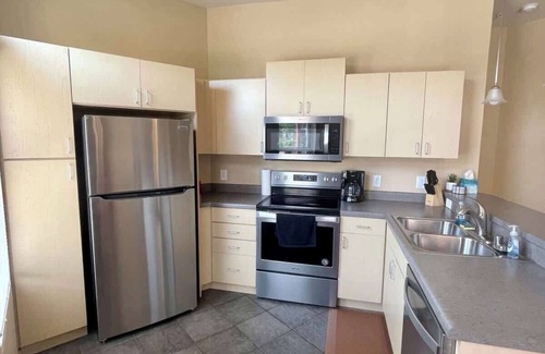 Sun Prairie Wohnung | Cannery Square Unit - 106 by Patriot Properties