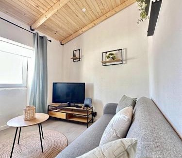 Alfarrobeira Haus | Cantinho da Verdade