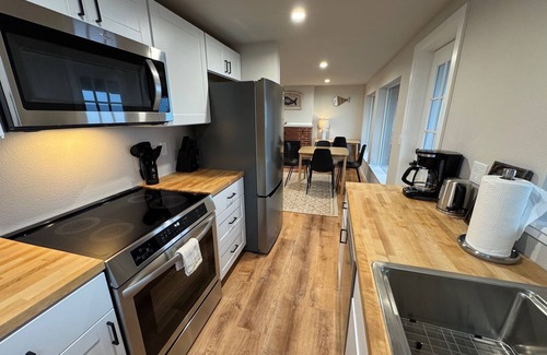 Waldport Hütte | Cape Cod Cottages #7 - Oceanfront with Fireplace!