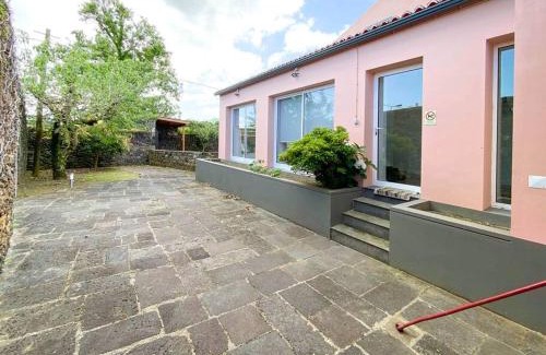 Capelas Villa | Capelas House Family