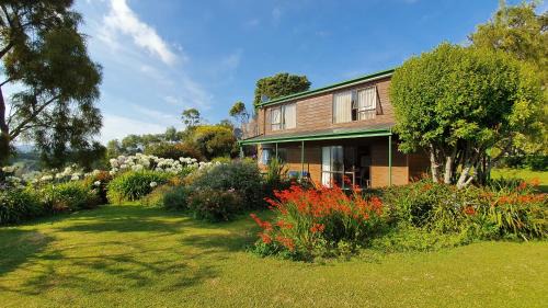 Tirohanga Haus | Capeview Cottage