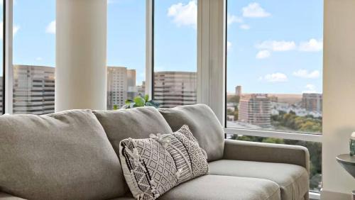 McLean Hotel | Capitol Suites - Tysons Corner