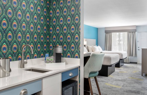 Sebastian Resort | Capt Hiram's Resort