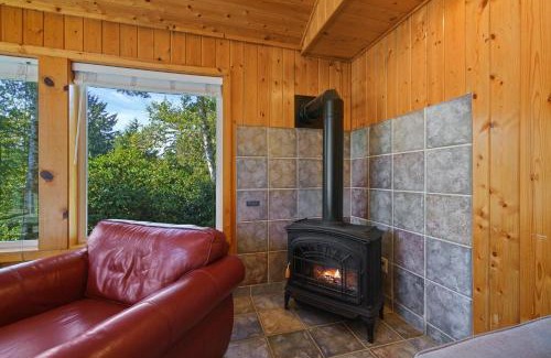 Neahkahnie Beach Haus | Captain's Hideaway