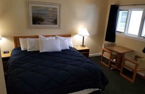 Saugatuck Hotel | Captain's Quarters Motel