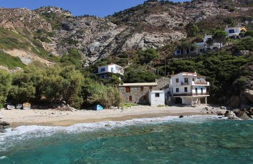 Armenistis Haus | Captain's View Guesthouse