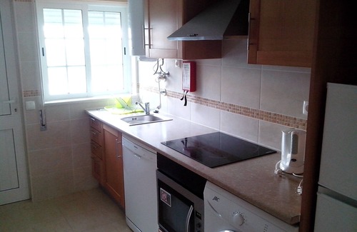 Vale de Carro Wohnung | Captivating 1-bed Apartment in Olhos de Agua
