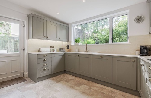 Longnor Hütte | CARDER COTTAGE, pet friendly, character holiday cottage in Longnor