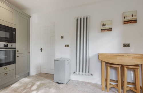 Longnor Hütte | CARDER COTTAGE, pet friendly, character holiday cottage in Longnor