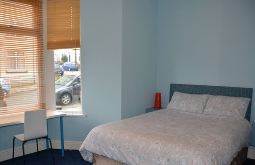 Penarth Wohnung | Cardiff 2Bed mit SofaBed im schönen Penarth. Einfaches Parken. DVB-T HD-Fernseher.