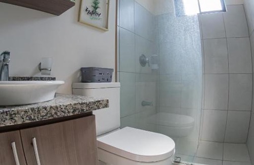 Heredia Wohnung | Cariari Flats Apt# 1 - 3BDRM - Lago Stays - Laura Gonzalez