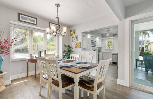 Rum Point Haus | Caribbean Vacation Family Private Beach House /Sunset/ RumPoint/StarFish Point