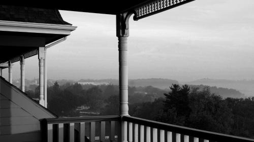 Walnut Creek Hotel | Carlisle Inn Walnut Creek