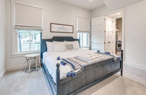 Eufaula Hütte | Carlton Landing-The Goondocks- Located on Redbud Park