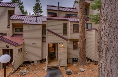 Carnelian Woods Eigentumswohnung | Carnelian Gem: 2 BR, 2 BA Condominium in Carnelian Bay, Sleeps 7