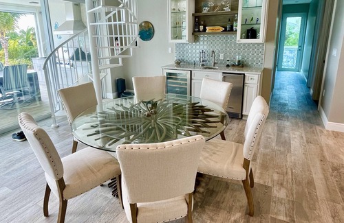 Rum Point Haus | Carolina Kai - NEWLY BUILT luxury villa, private beach in Rum Point / Cayman Kai