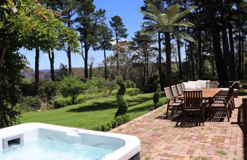Wentworth Falls Haus | Carramar House, in the Amphitheatre of Nature