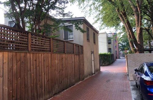 Dupont Circle Wohnung | Carriage House Studio Apartment