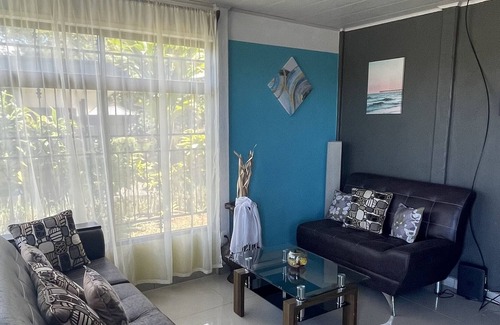 Canton Desamparados Haus | Carvalkar Mountain House