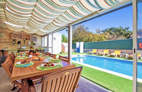 Carvoeiro Villa | Carvoeiro: Sea View, Heatable Pool & BBQ