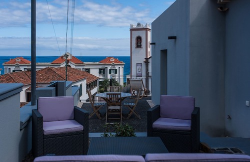 Ponta Delgada Haus | Casa Abreu mit fantastischem Blick über das blaue Meer!